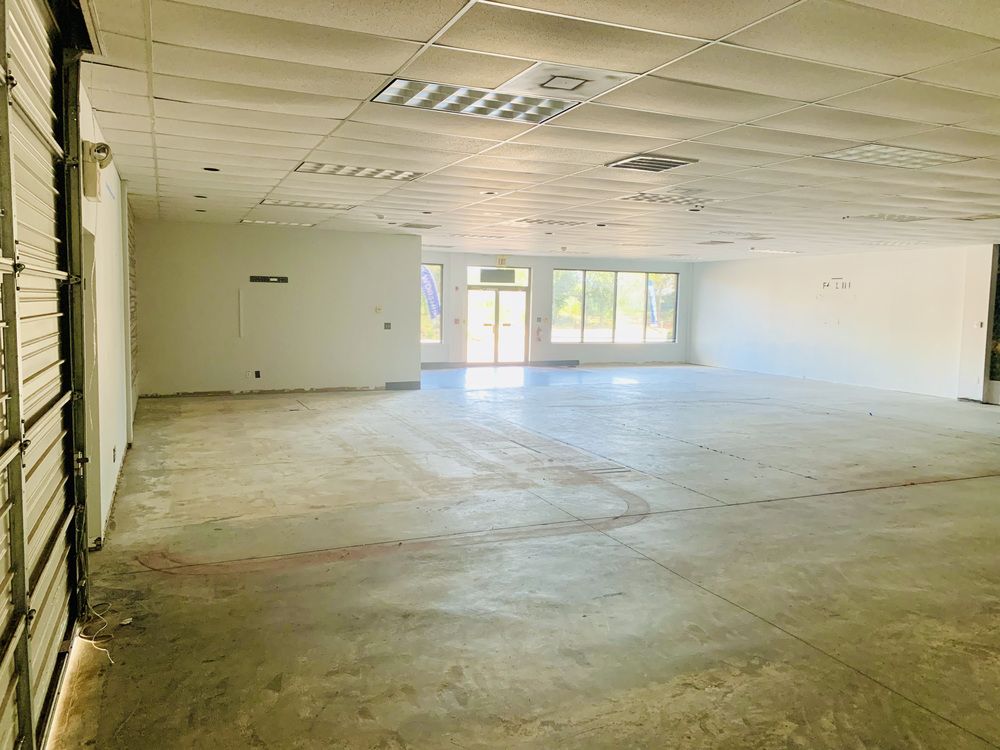 George Bishop Parkway Flex Retail Space: 404 George Bishop Pkwy, Myrtle Beach, SC 29579